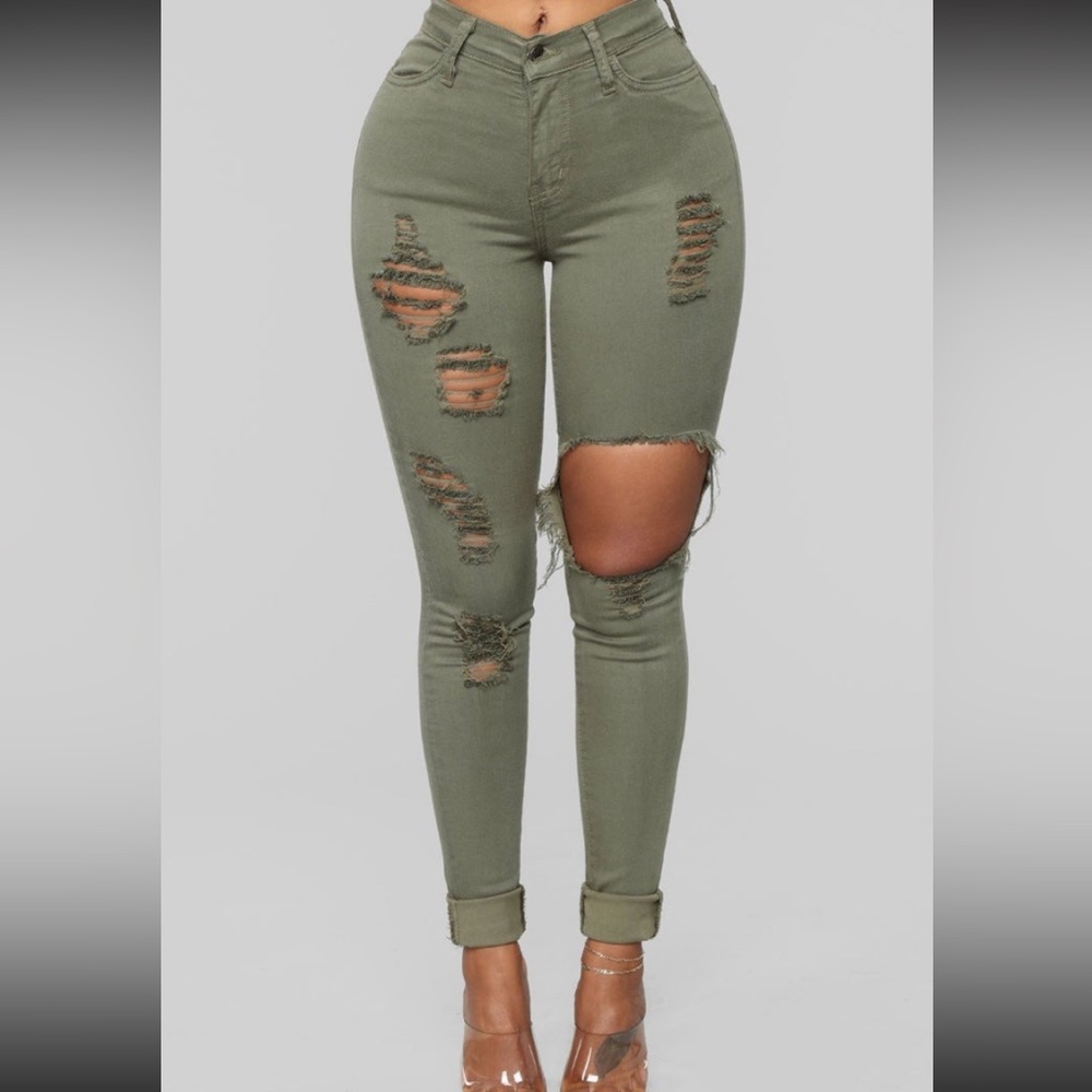 Fashion nova jeans size 11